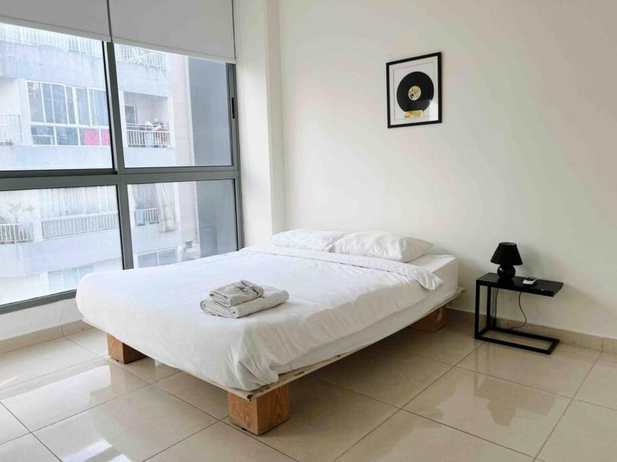 Modern 3br Next To Dieu *